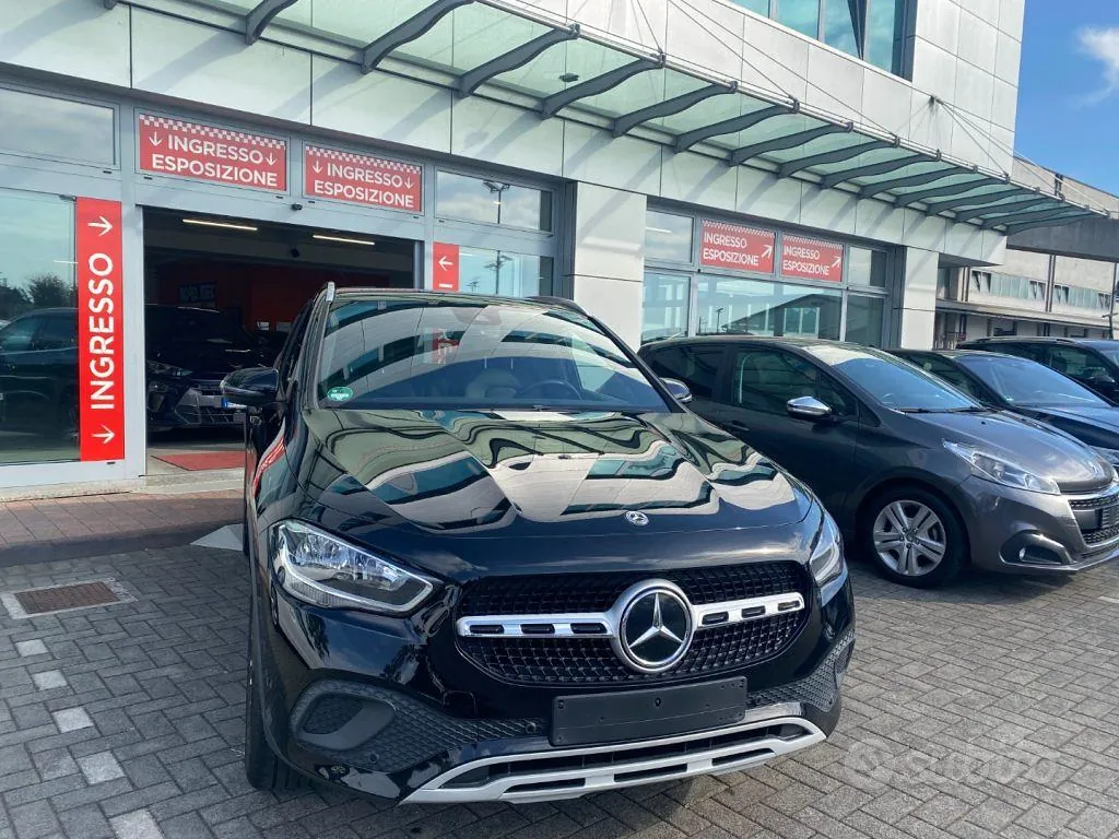 Mercedes-Benz Gla 2023 photo 2