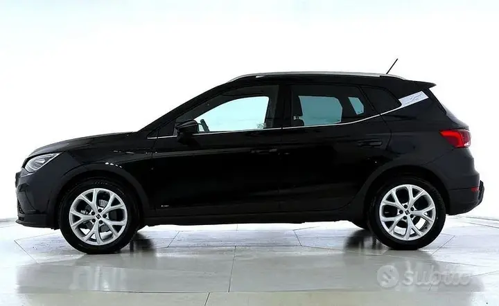 Seat Arona 2025 photo 2