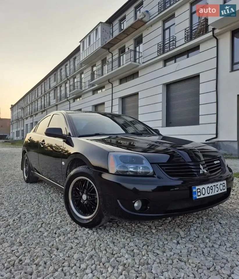 Mitsubishi Galant