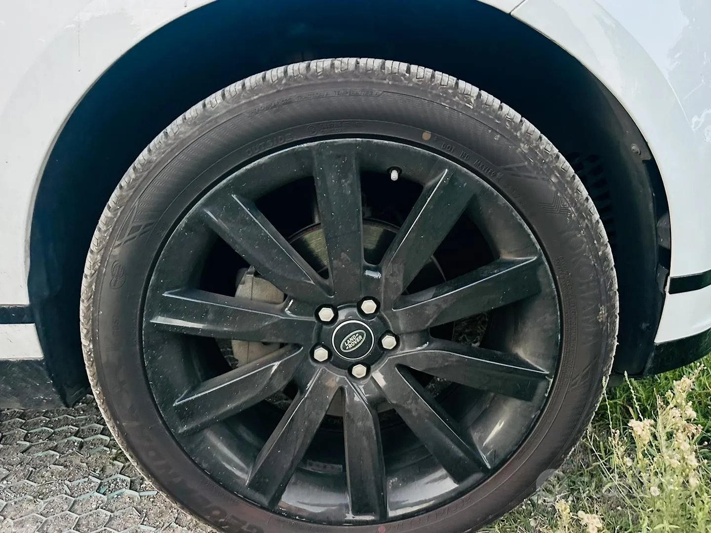 Land Rover Range Rover Velar 2020 photo 4