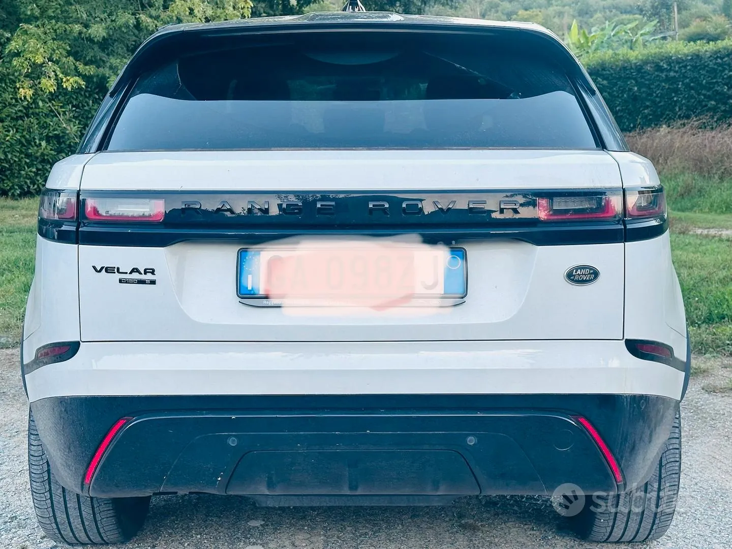 Land Rover Range Rover Velar 2020 photo 3
