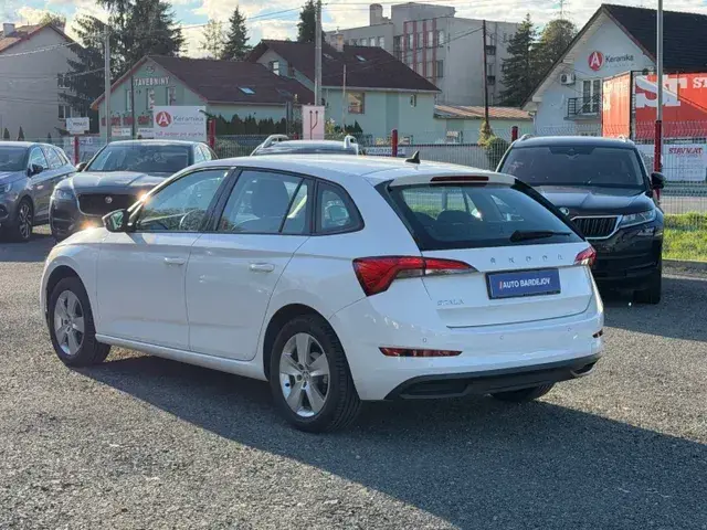 Skoda Scala 2020 photo 3