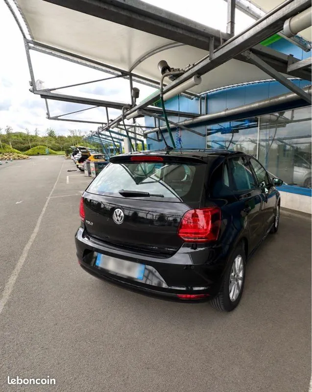 Volkswagen Polo 2016 photo 2