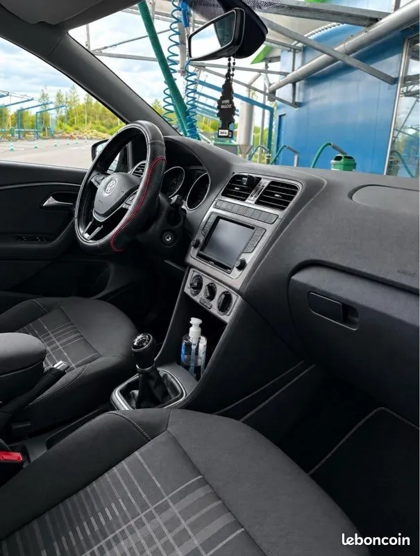 Volkswagen Polo 2016 photo 3