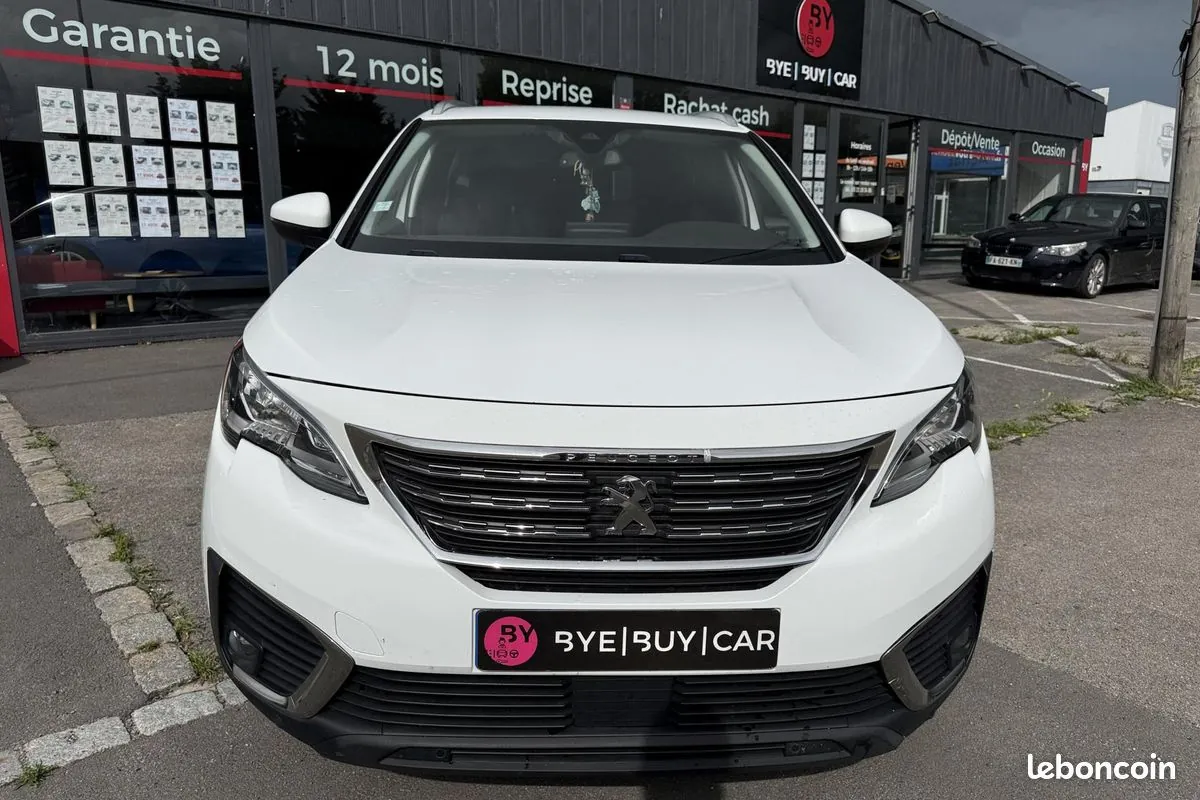Peugeot 5008 2018 photo 2
