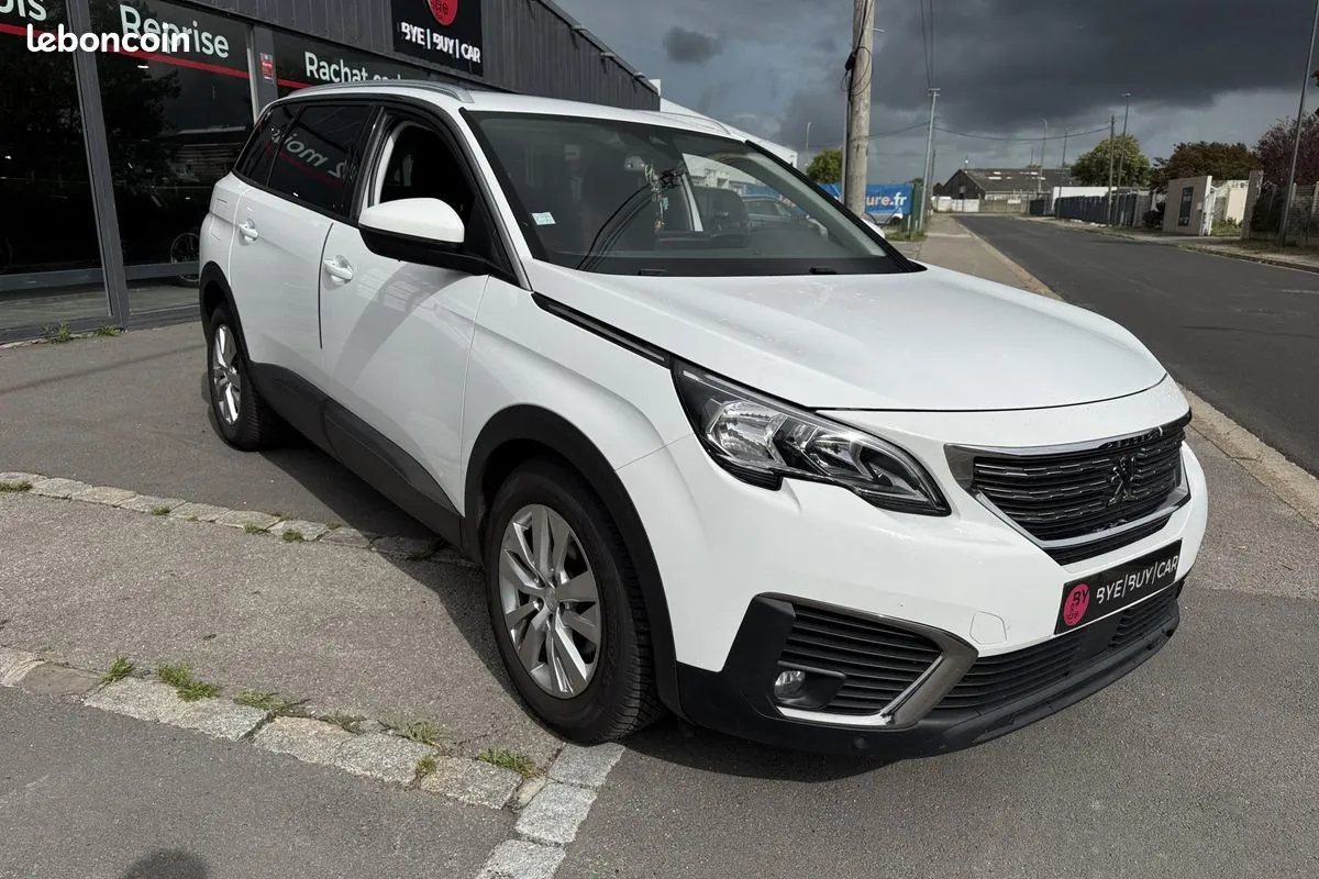 Peugeot 5008 2018 photo 3