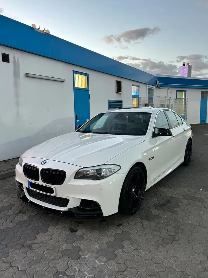 BMW F10