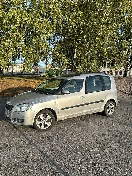 Skoda Roomster 2008 photo 2
