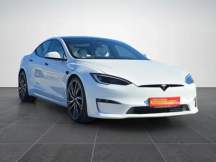 Tesla Model S 2023 photo 3