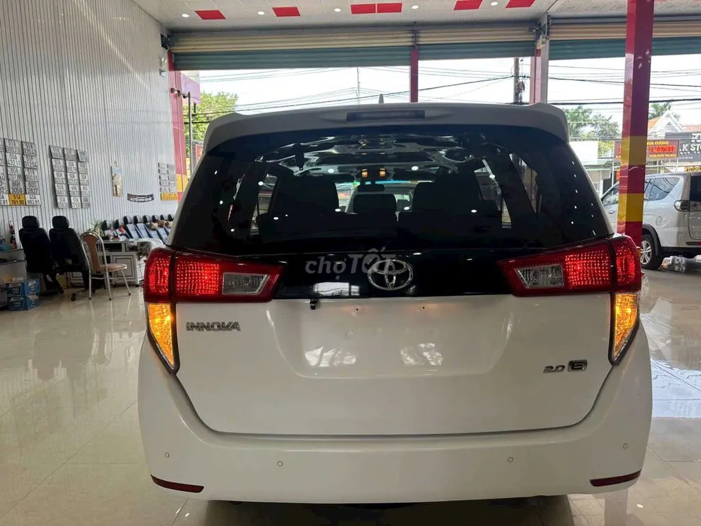 Toyota Innova 2022 photo 4