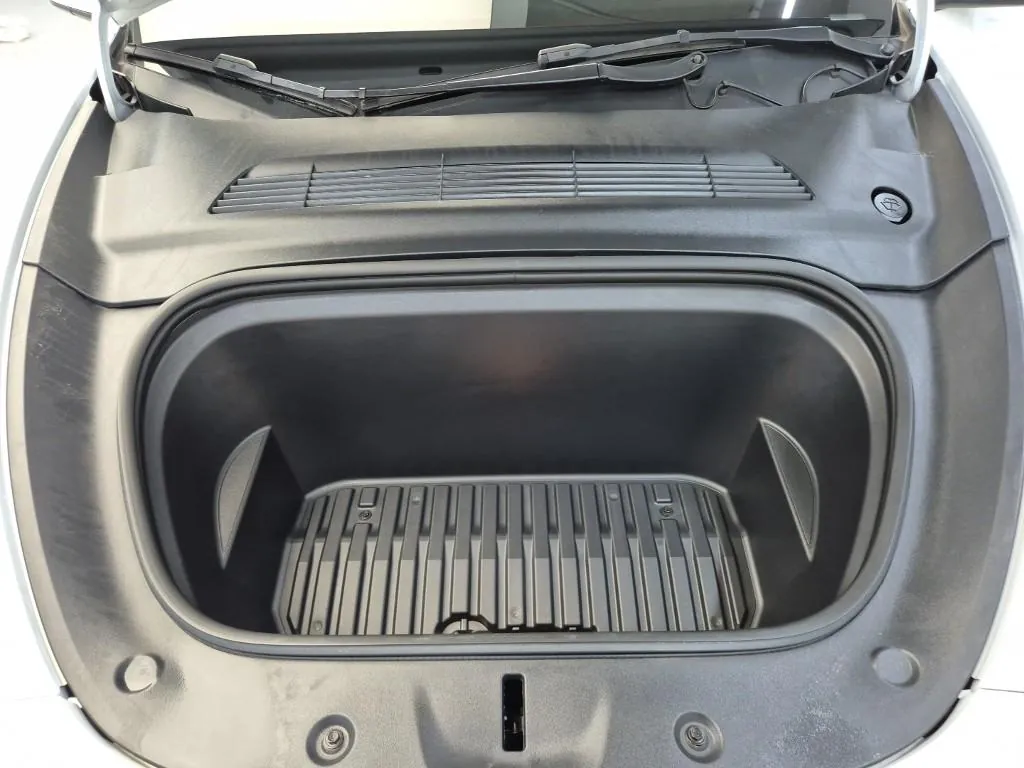 Tesla Model Y 2022 photo 5