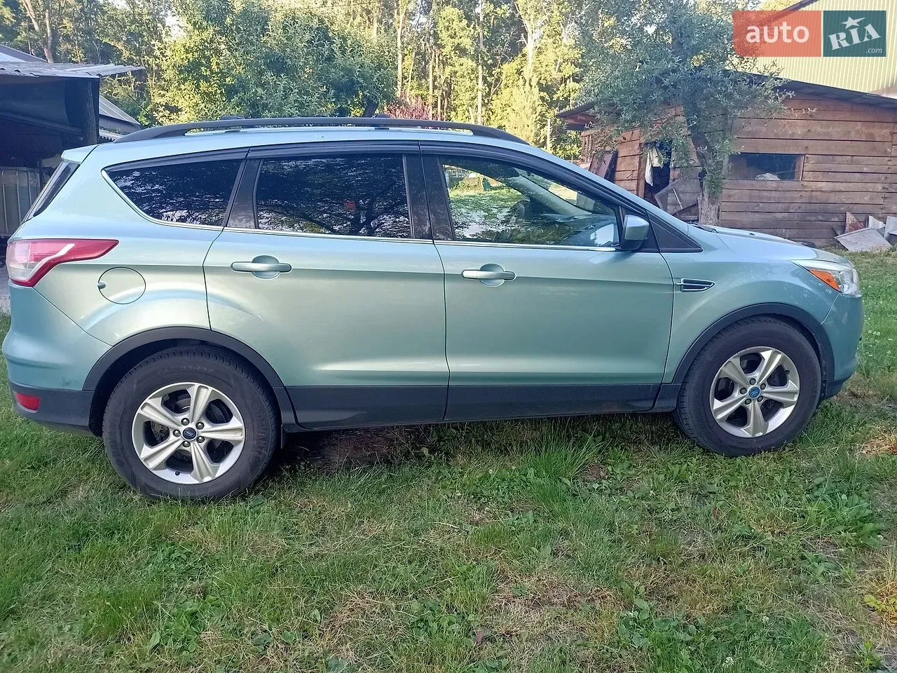 Ford Escape 2012 photo 3