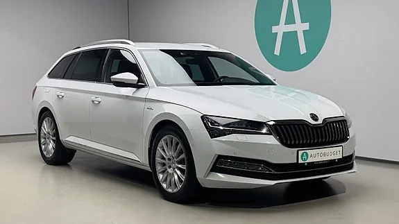 Skoda Superb 2023 photo 5