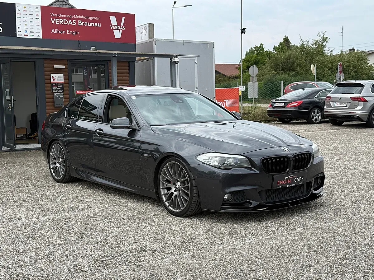 BMW 5 Series 2011 photo 3