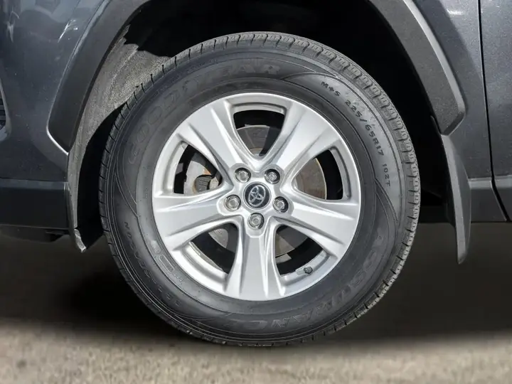 Toyota Rav4 2020 photo 4