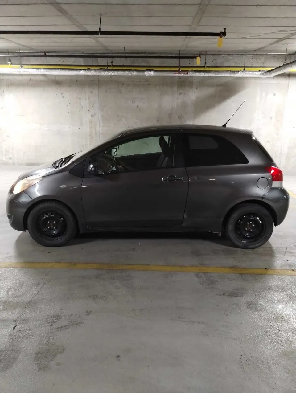 Toyota Yaris 2009 photo 3