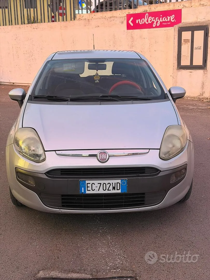 Fiat Punto Evo 2010 photo 2