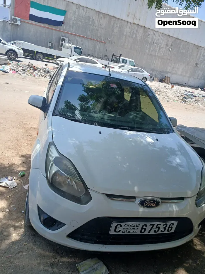 Ford Figo 2012 photo 4