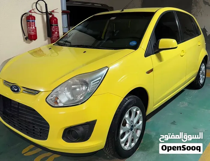 Ford Figo 2012 photo 5