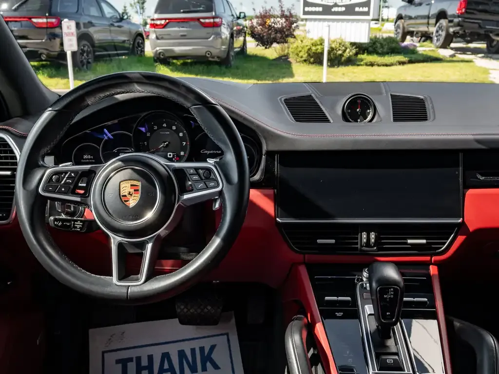 Porsche Cayenne 2023 photo 3