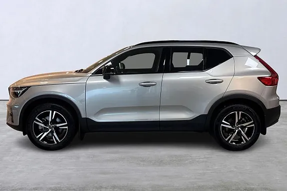Volvo Xc40 2025 photo 2