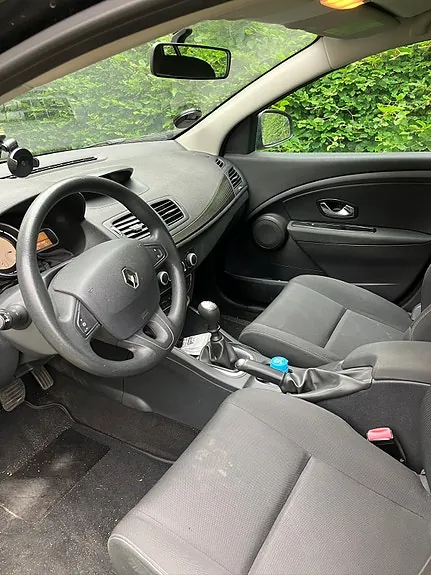 Renault Megane 2011 photo 4