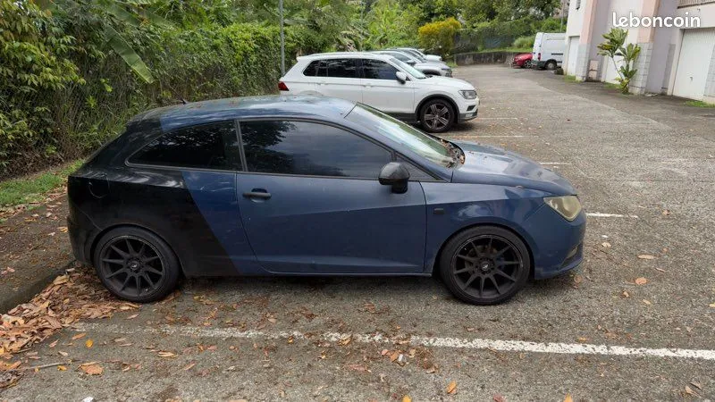 Seat Ibiza 2016 photo 2