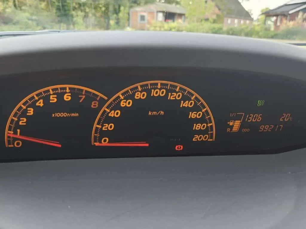 Toyota Yaris 2011 photo 3