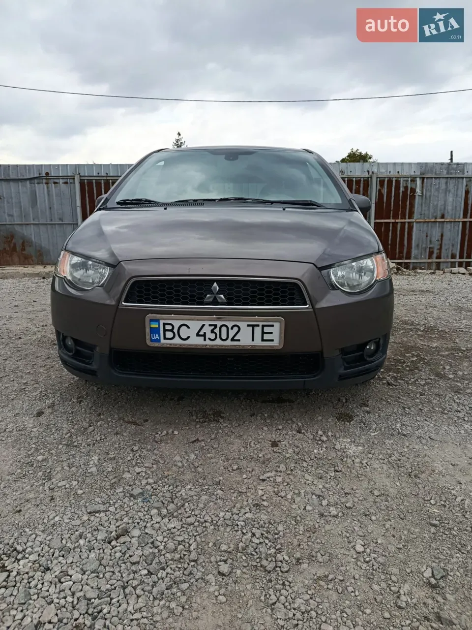 Mitsubishi Colt 2011 photo 4