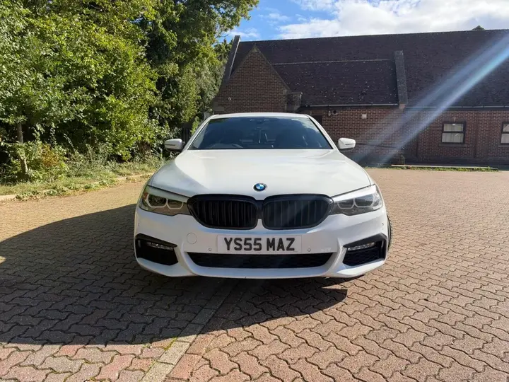 BMW 5 Series 2018 photo 2