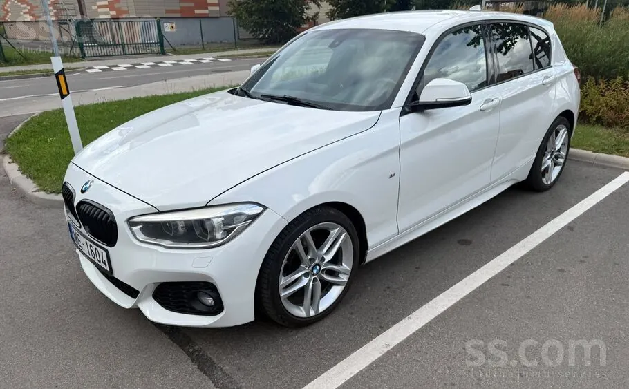 BMW 1 Series 2016 photo 2