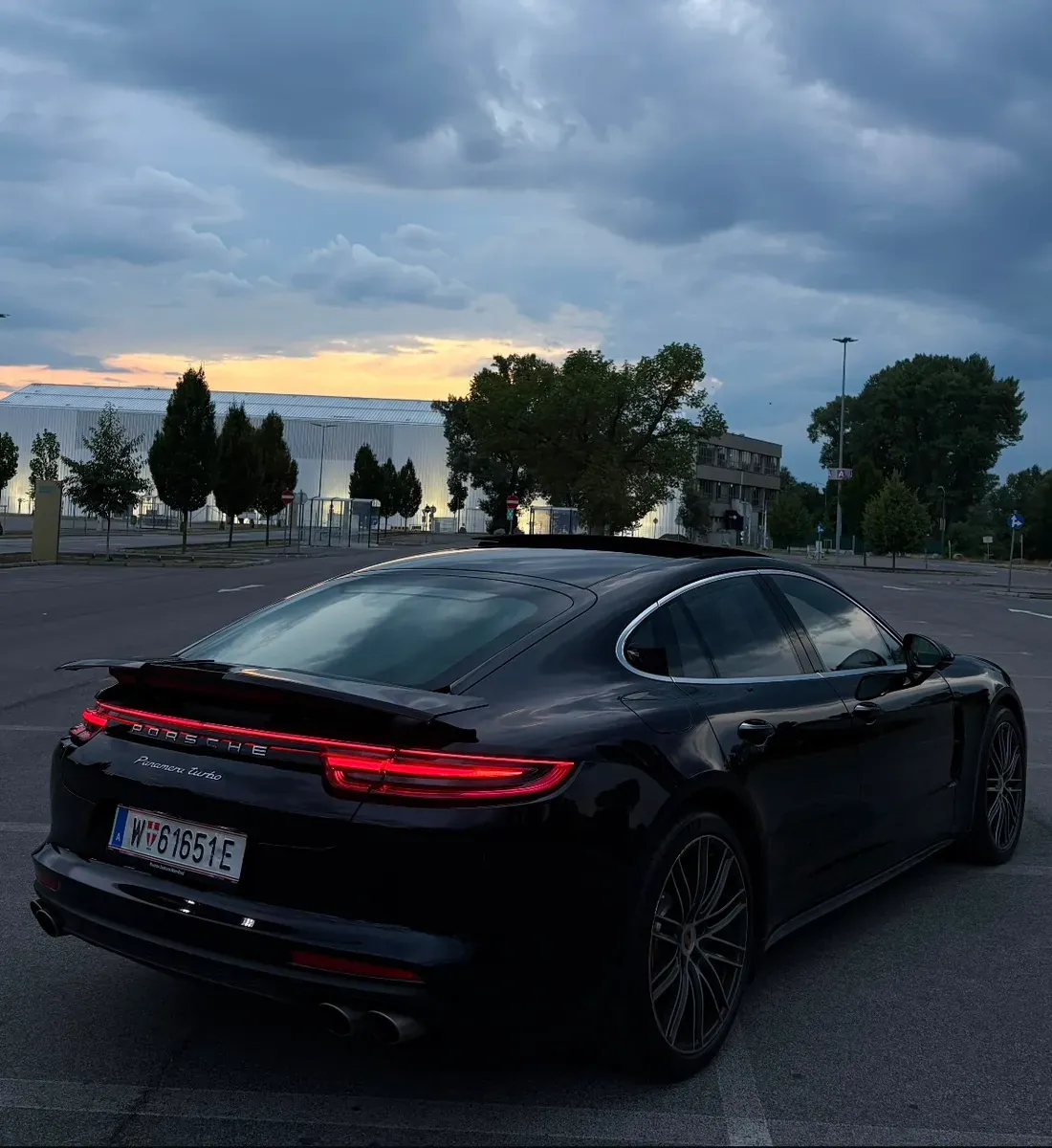 Porsche Panamera 2016 photo 3
