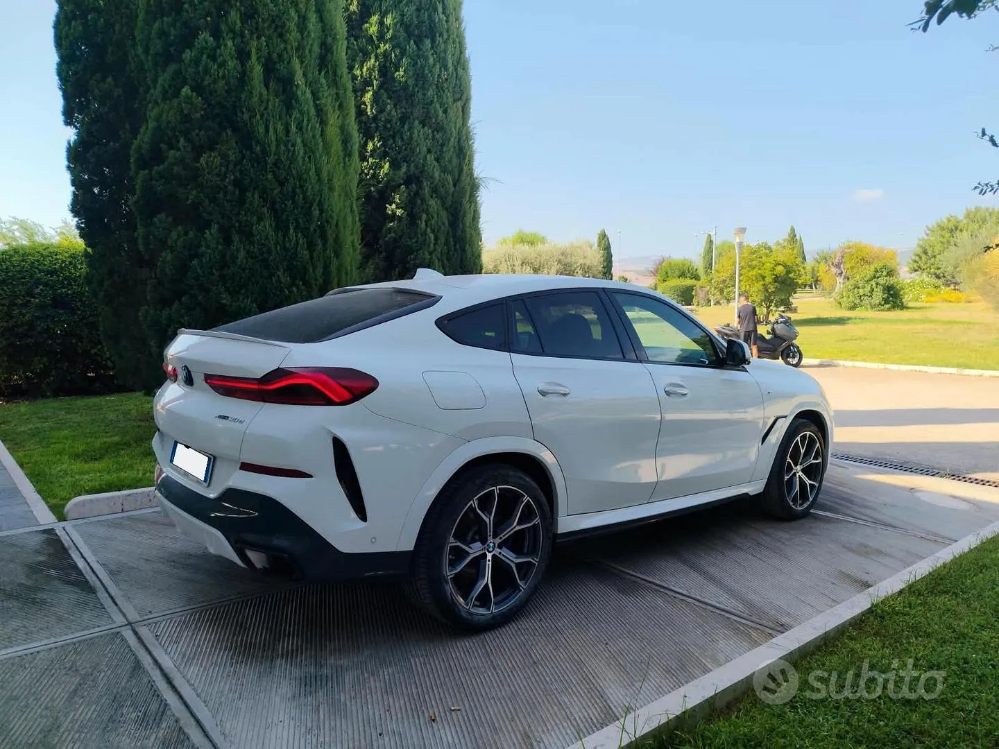 BMW X6 2023 photo 4