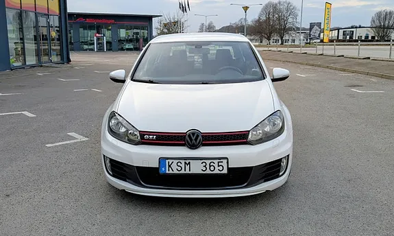 Volkswagen Golf 2011 photo 5