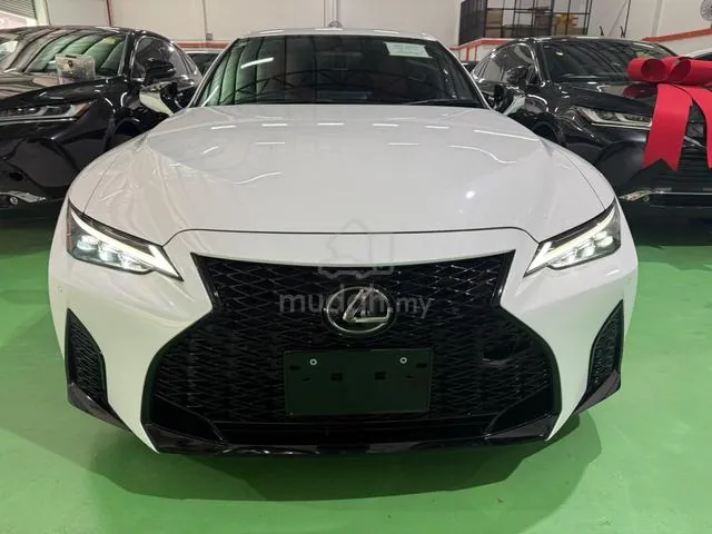 Lexus Is300