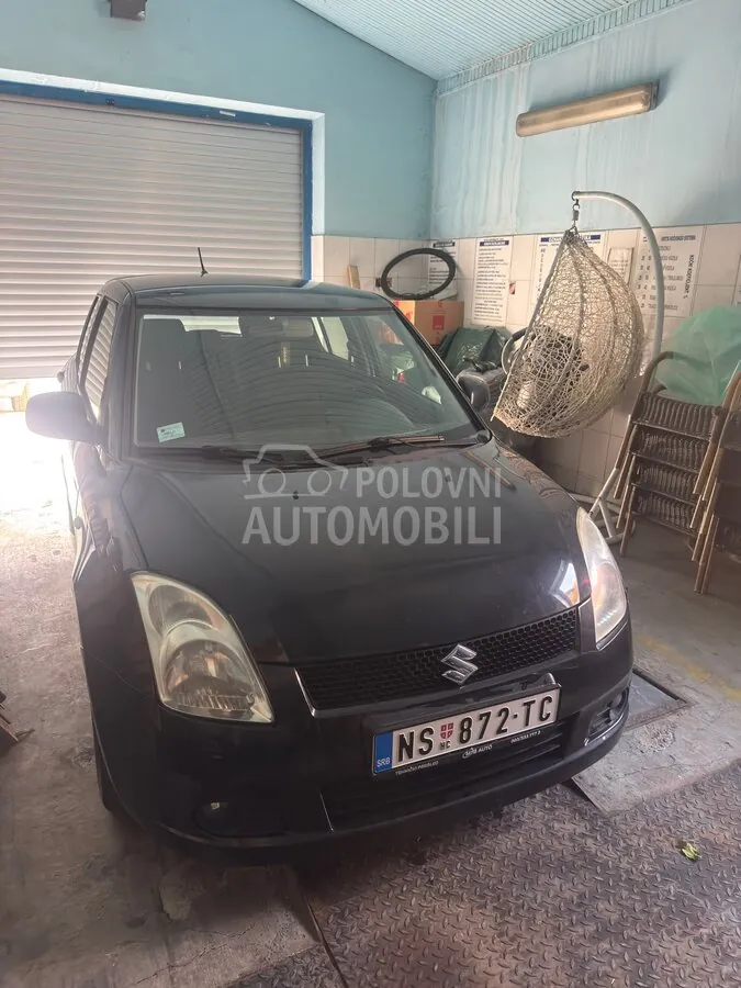 Suzuki Swift 2006 photo 2
