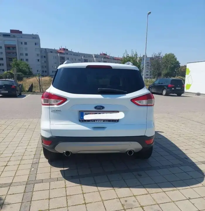 Ford Kuga 2015 photo 3