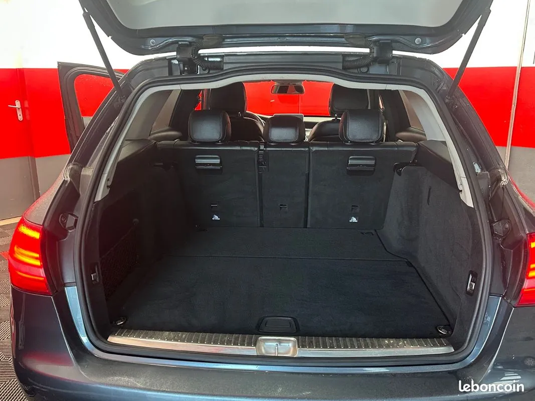 Mercedes-Benz C-Class 2016 photo 4