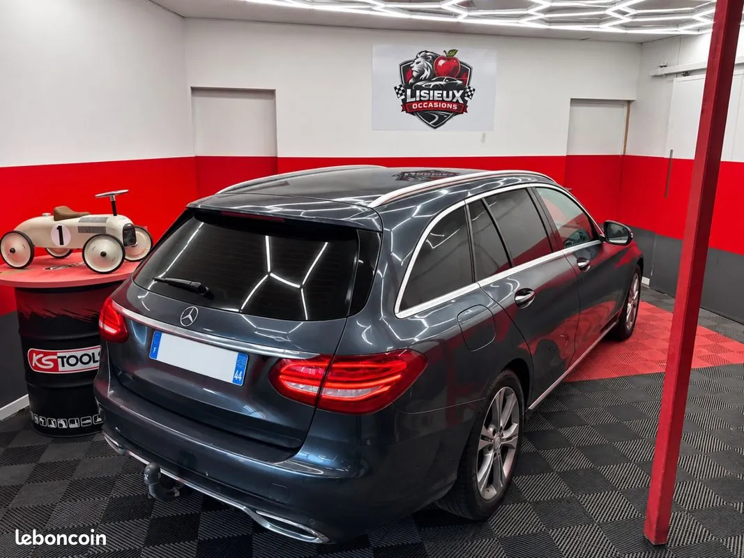 Mercedes-Benz C-Class 2016 photo 3