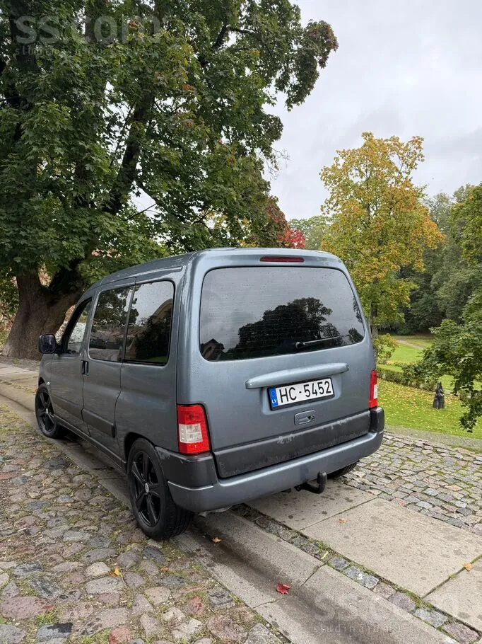 Citroen Berlingo 2008 photo 2