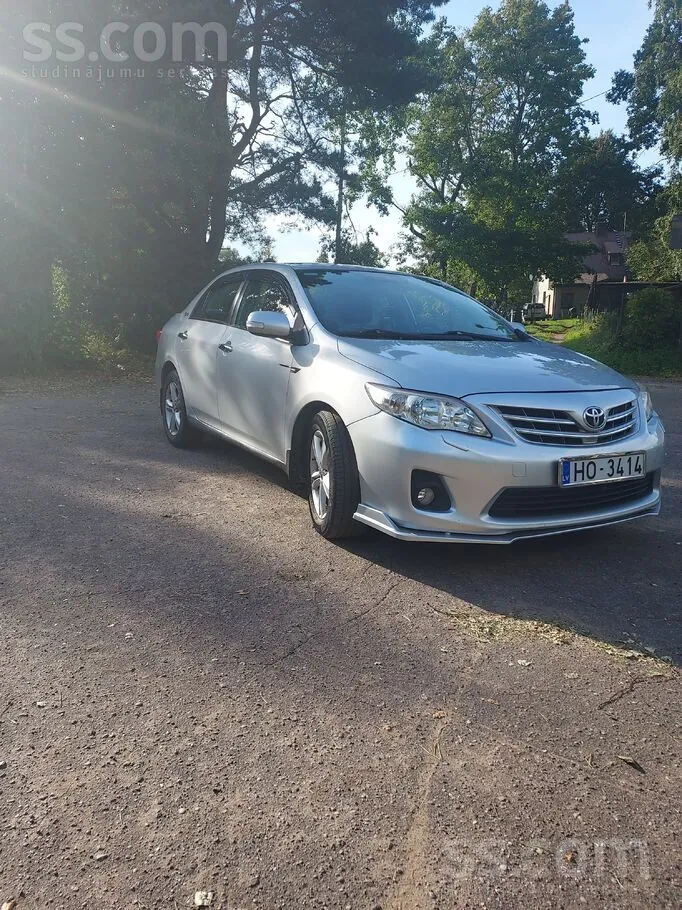 Toyota Corolla 2011 photo 2