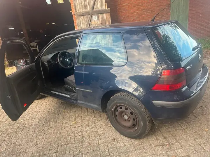 Volkswagen Golf 4