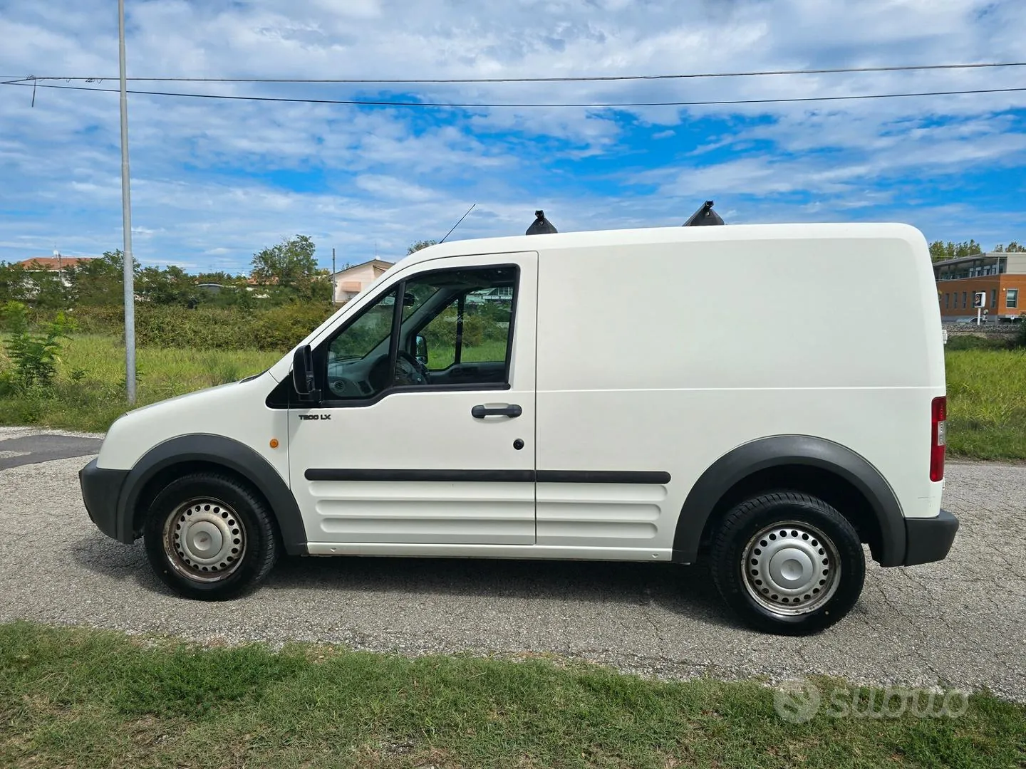 Ford Transit Connect 2004 photo 3