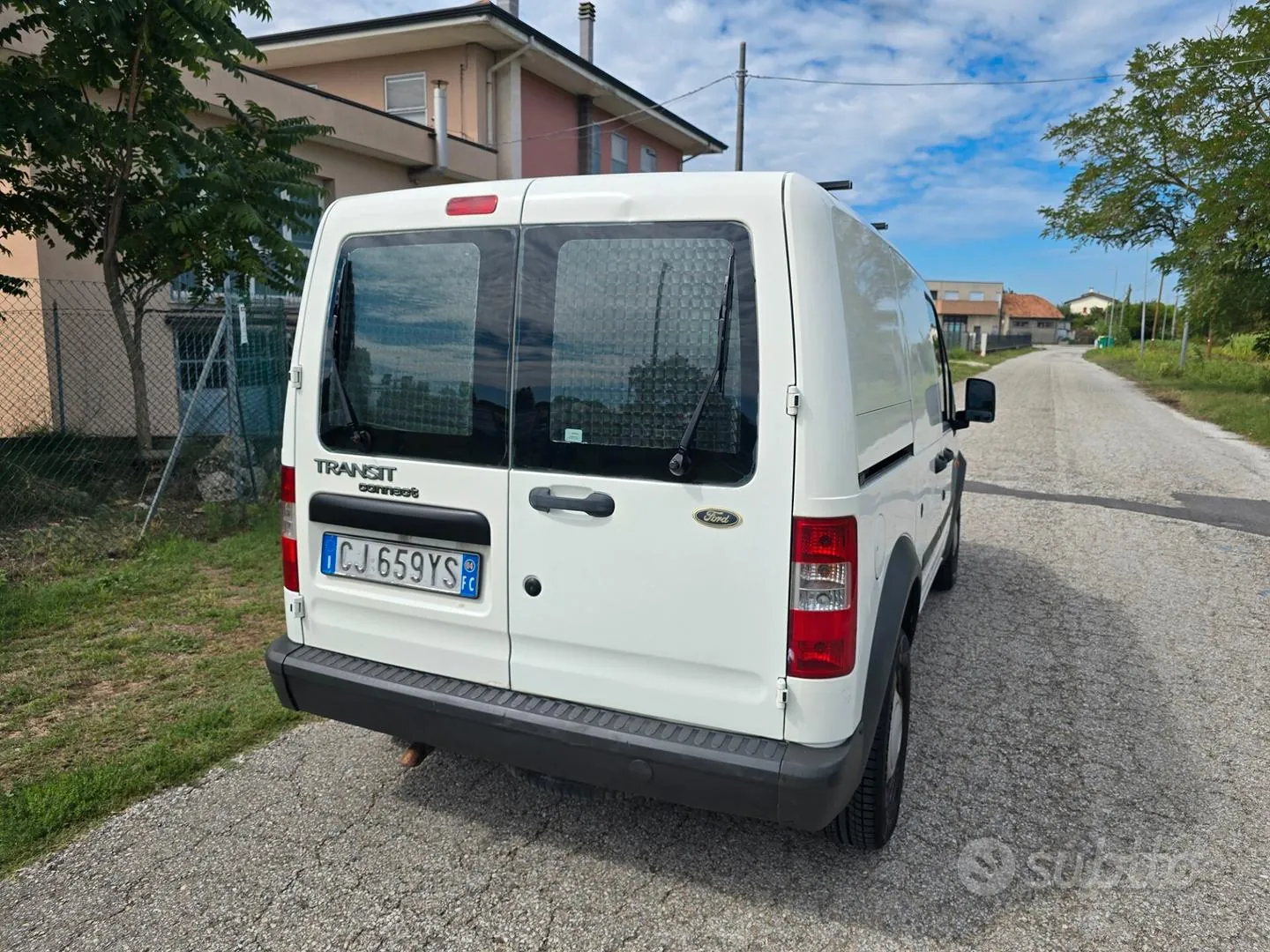 Ford Transit Connect 2004 photo 5