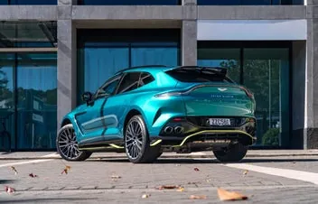 Aston Martin Dbx 2024 photo 4