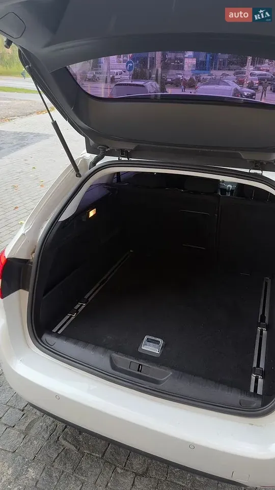 Peugeot 308 2015 photo 4