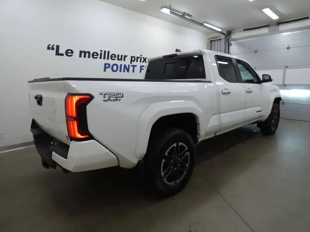 Toyota Tacoma 2025 photo 5