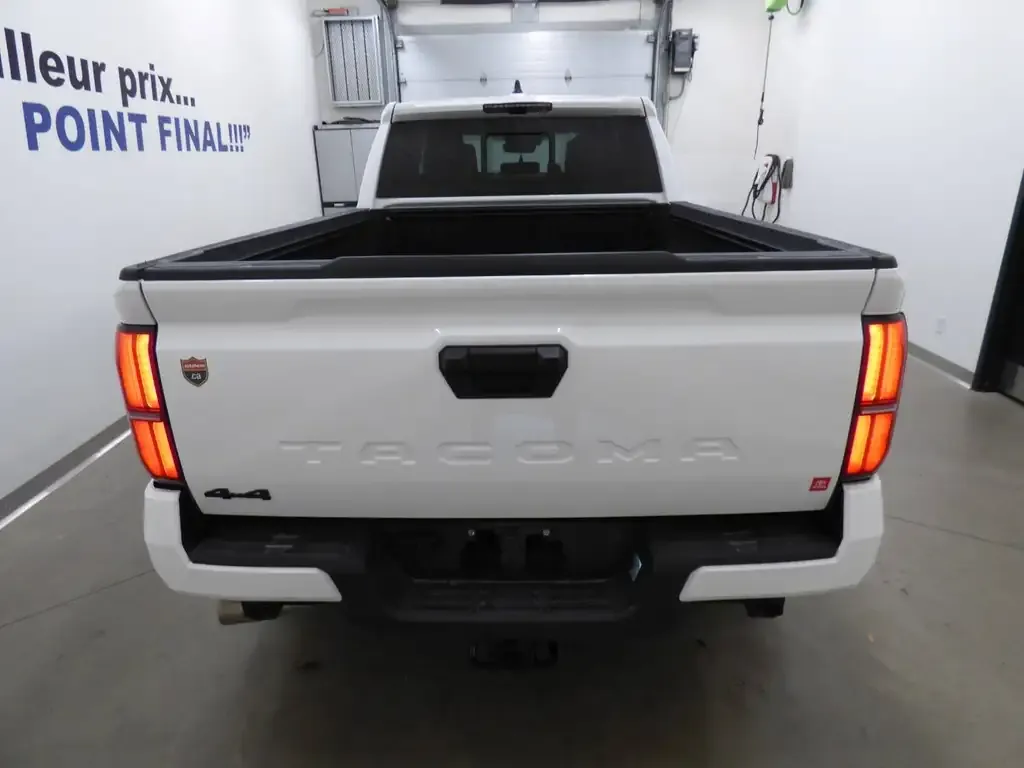Toyota Tacoma 2025 photo 4