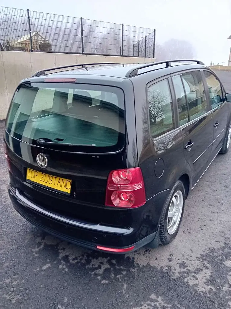 Volkswagen Touran 2007 photo 3