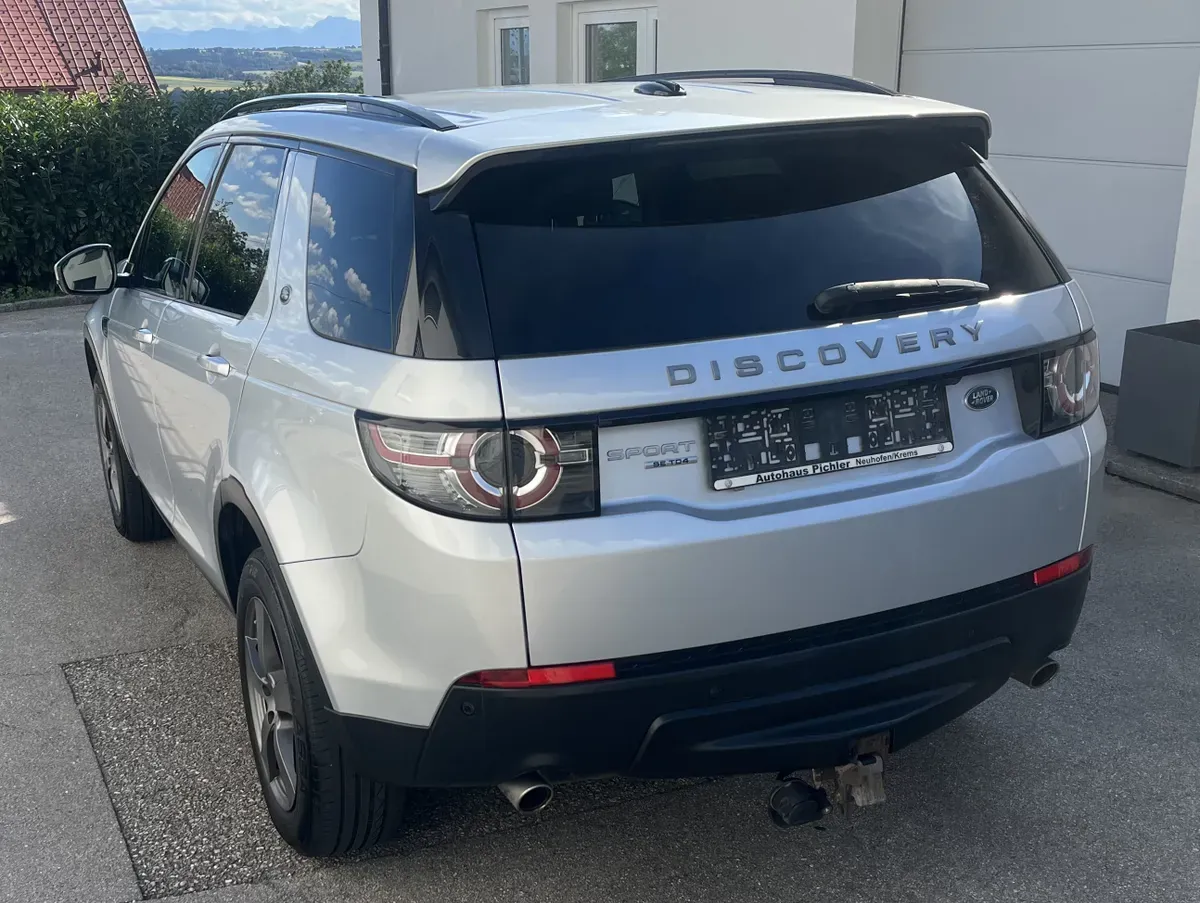 Land Rover Discovery Sport 2015 photo 3